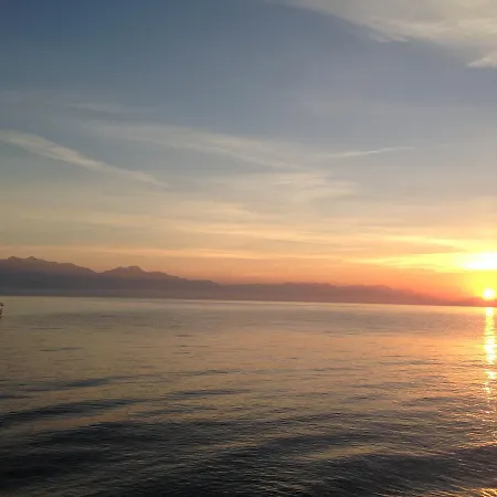 Meli Seaside *